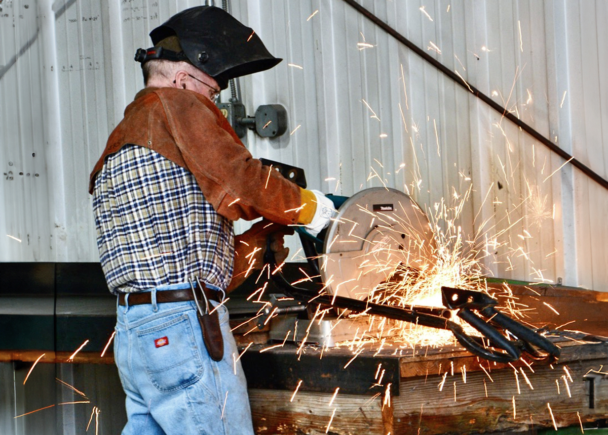 Metal stud deals chop saw